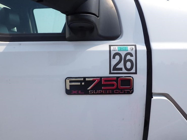 2015-ford-f750-image-10