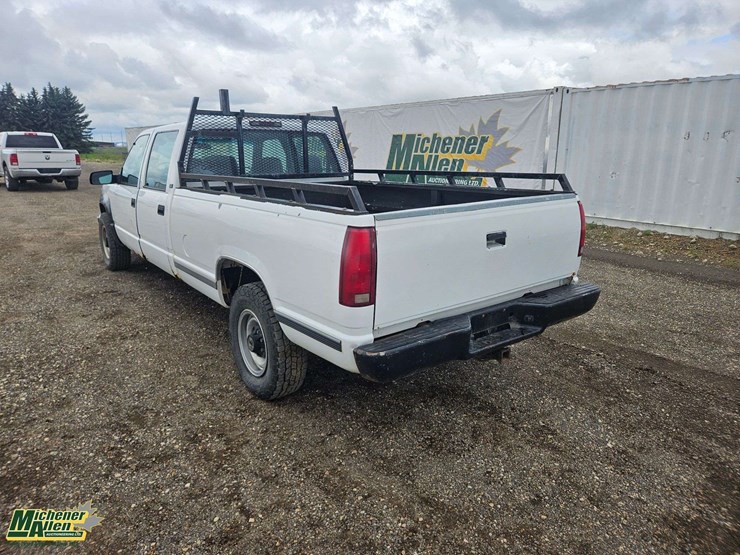 1996-chevrolet-3500-image-3