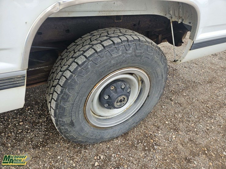 1996-chevrolet-3500-image-12