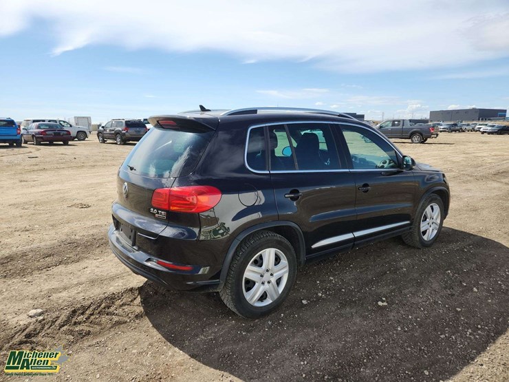2016-volkswagen-tiguan-image-4