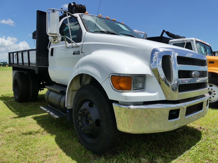2006-ford-f650-image-2