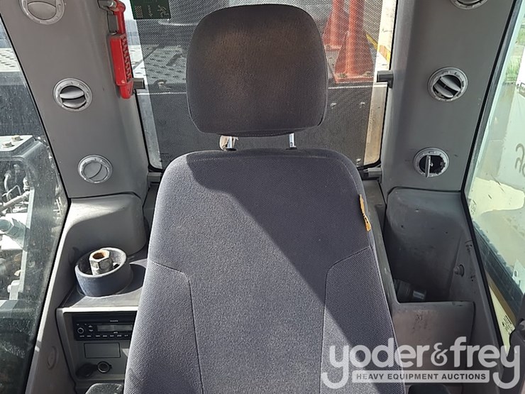 2019-volvo-ec300el-image-69