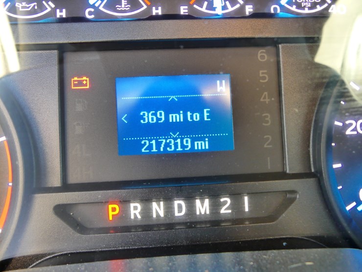 2017-ford-f350-xl-image-22