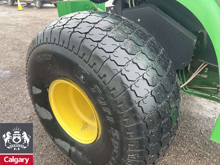 john-deere-4066r-image-11