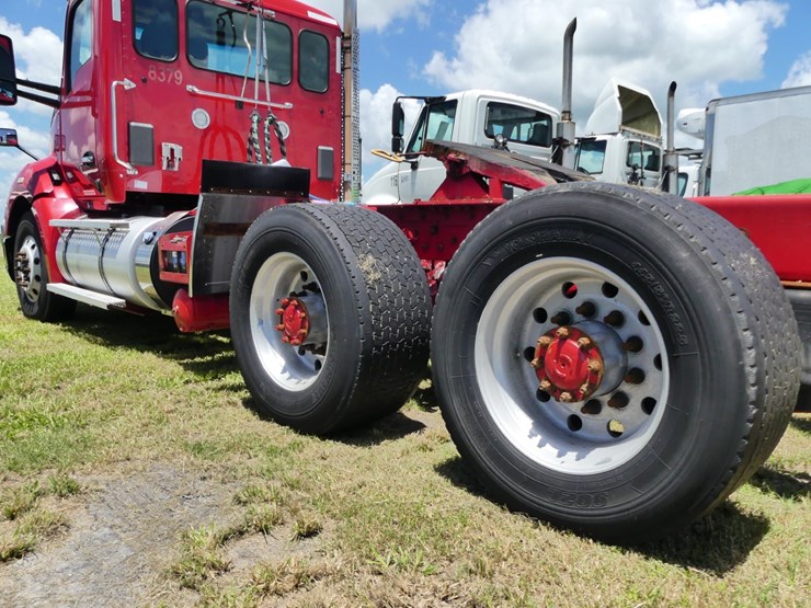 2018-kenworth-t680-image-7