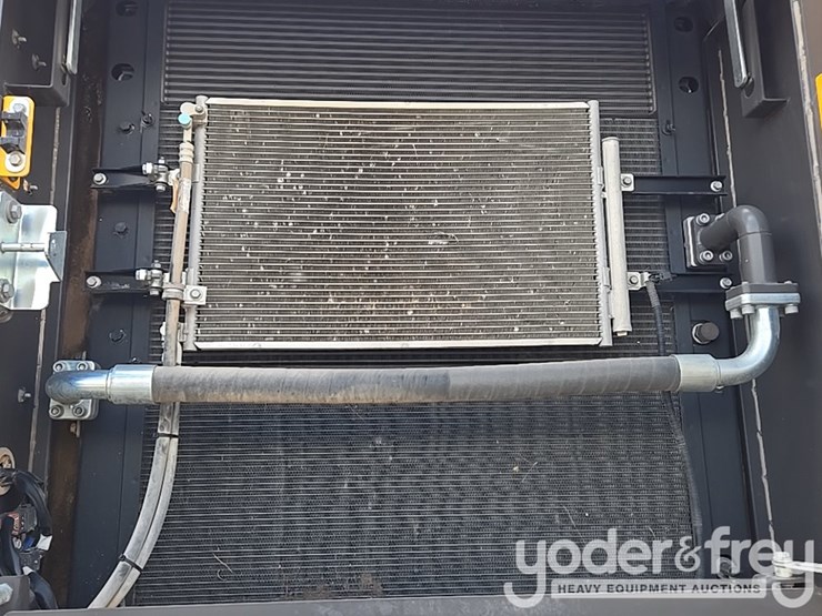 2020-volvo-ec300el-image-35