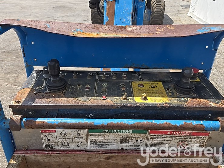 2015-genie-s85-image-27