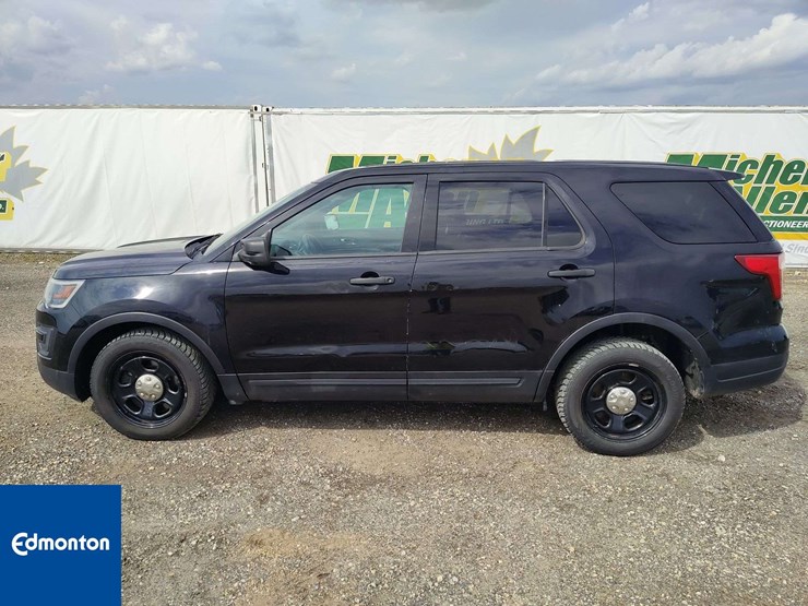 2018-ford-explorer-image-5