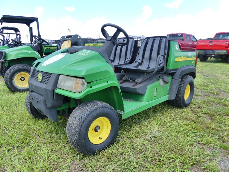 john-deere-gator-image-1
