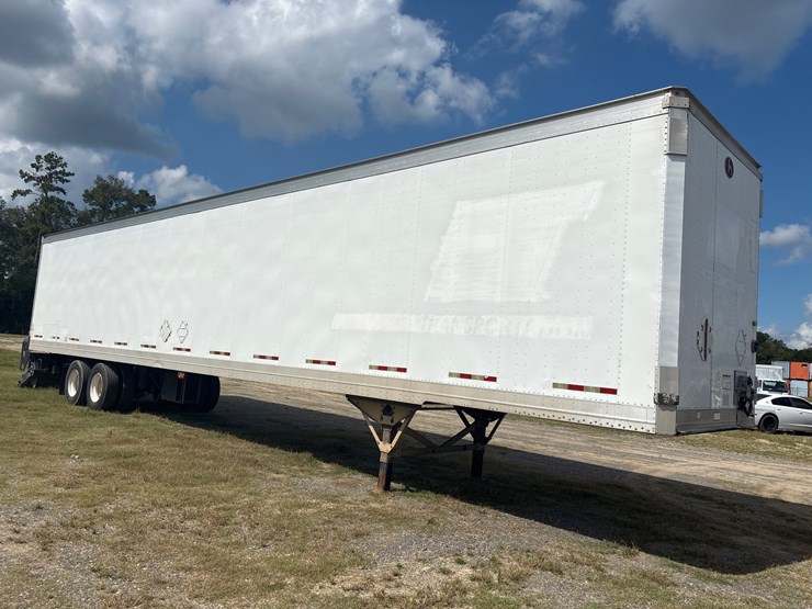 2016-great-dane-trailer-image-1