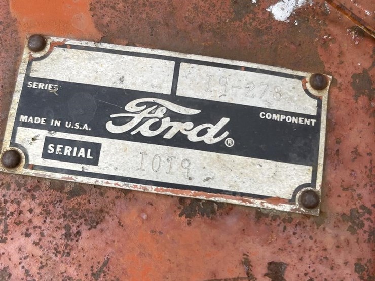 ford-tractor-image-2