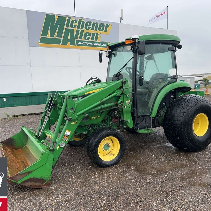JOHN DEERE 4066R