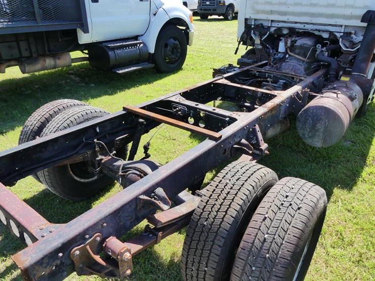 1999-gmc-3500-image-7