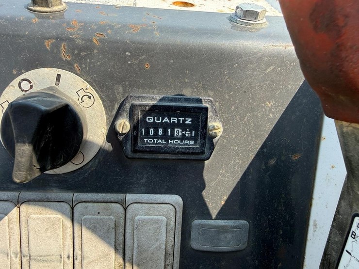 2015-bobcat-mt55-image-21
