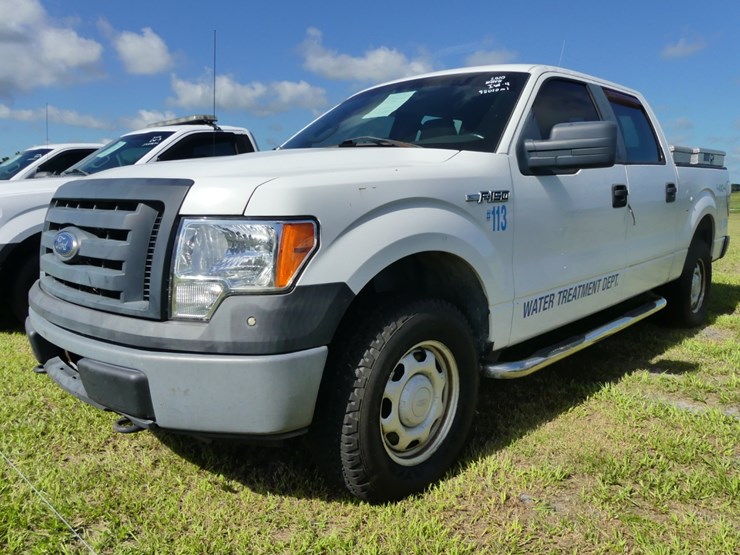2010-ford-f150-xl-image-1