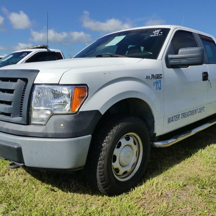 2010 FORD F150 XL
