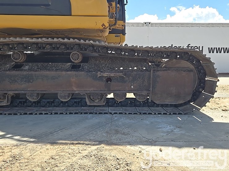 2019-caterpillar-336-image-15