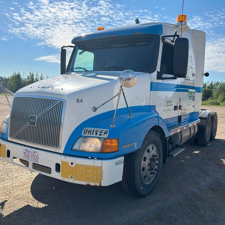 1998 VOLVO VN