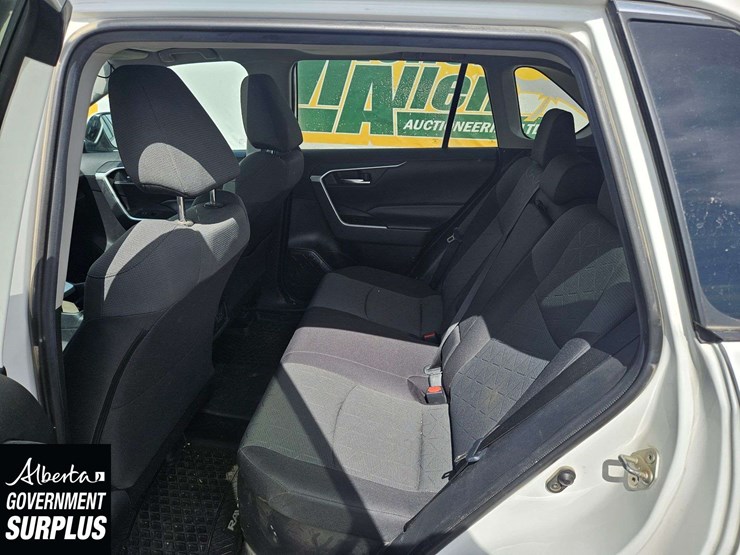 2020-toyota-rav4-image-14