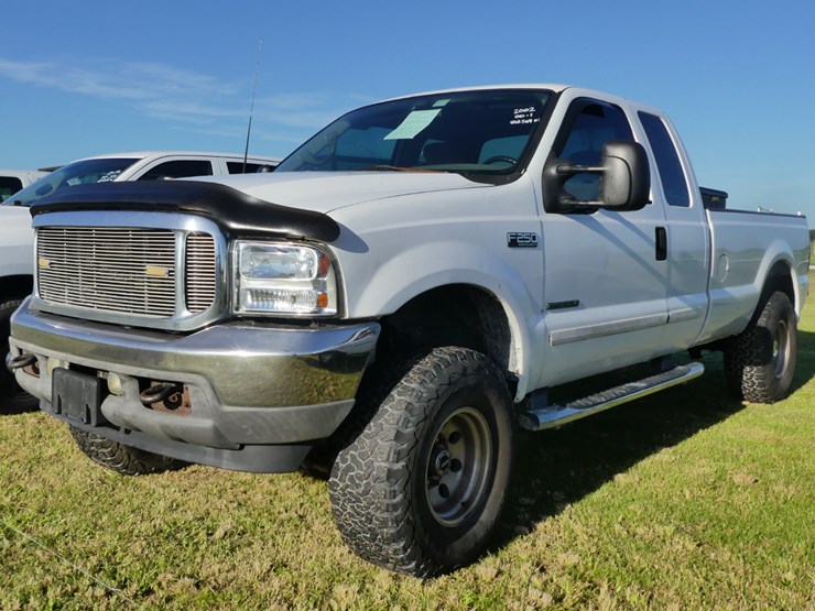2002-ford-f250-image-1