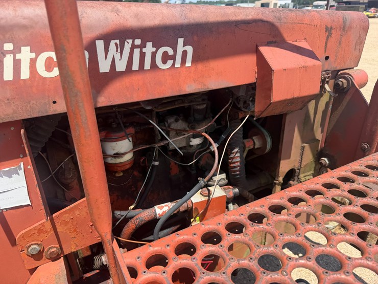 ditch-witch-r40-image-6