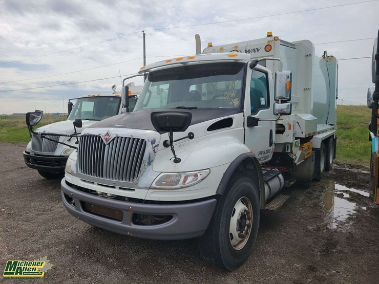 non-operable-2020-international-hv607-t/a-refuse-truck-image-1