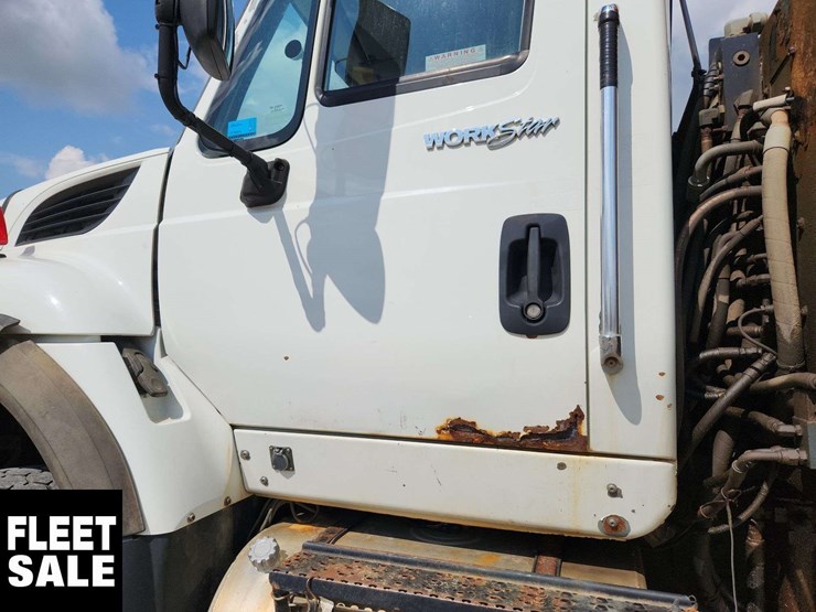2012-international-workstar-7500-image-50