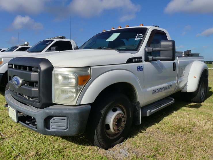 2011-ford-f350-xl-image-1