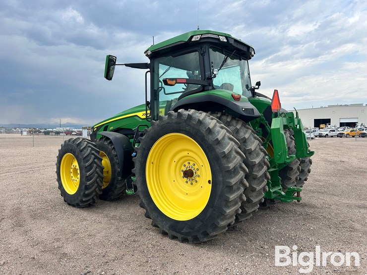 2022-john-deere-8r-230-image-7