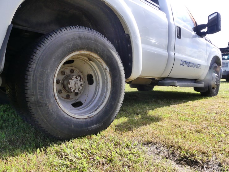 2011-ford-f350-xl-image-6