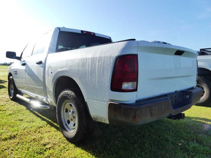 2016-dodge-ram-1500-image-4