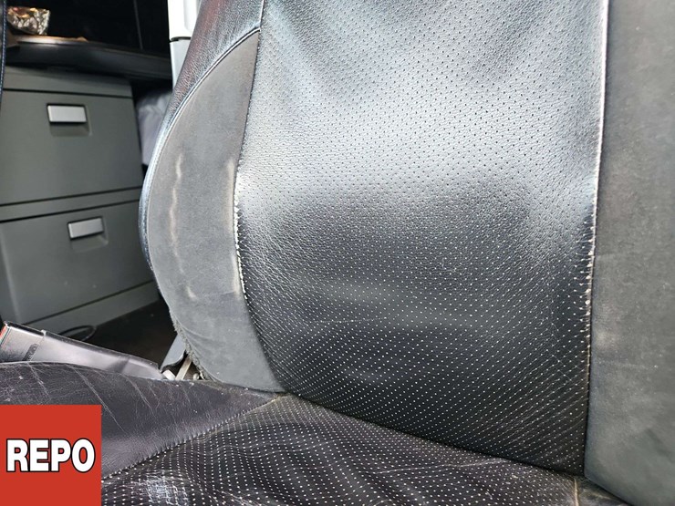 2020-kenworth-w990-image-34