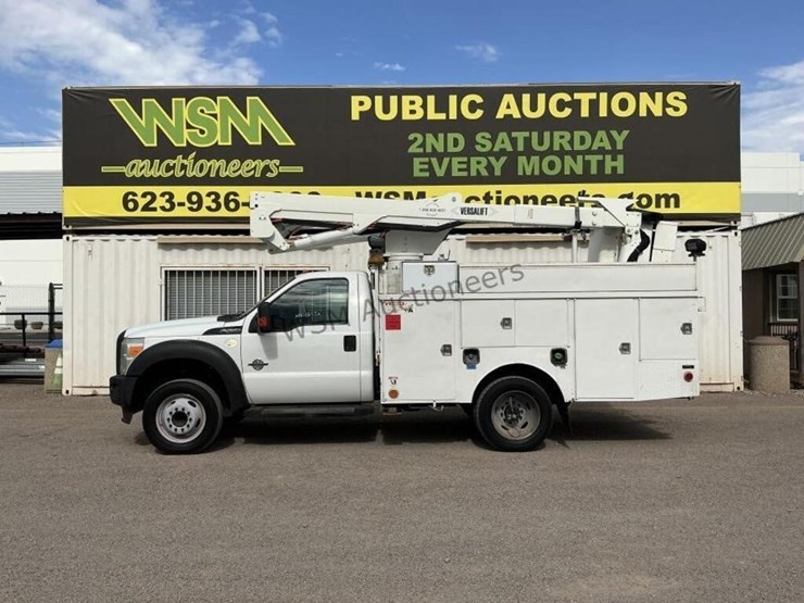 2015-ford-f550-image-1