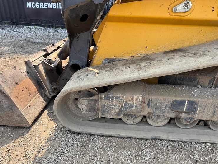 2019-deere-333g-image-17