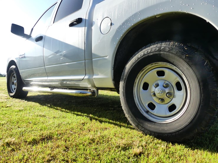 2016-dodge-ram-1500-image-5