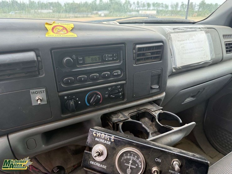 2002-ford-f450-image-18