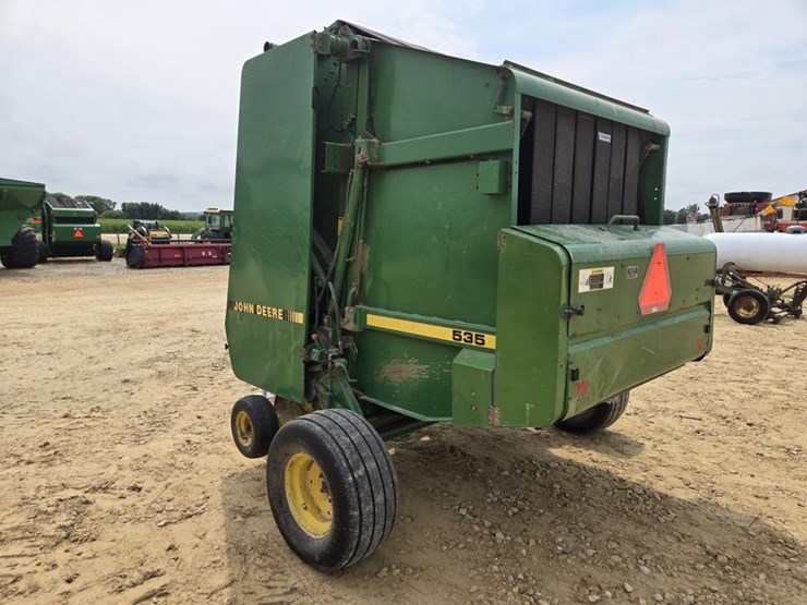 john-deere-535-image-8