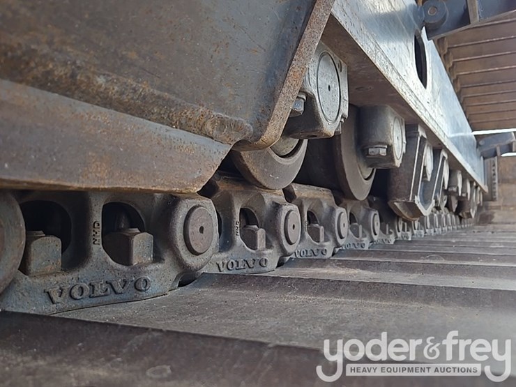 2020-volvo-ec300el-image-13