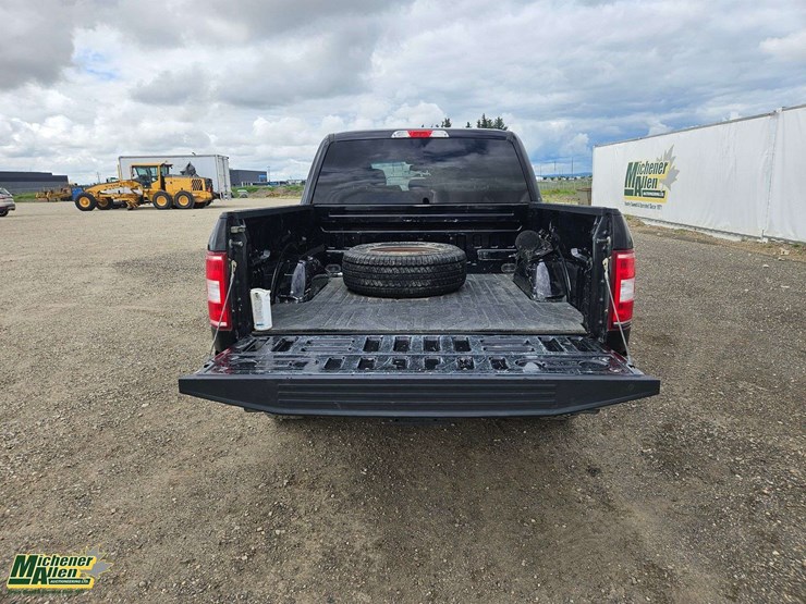 2018-ford-f150-image-25