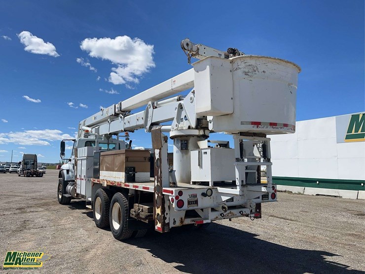 international-workstar-7500-image-3