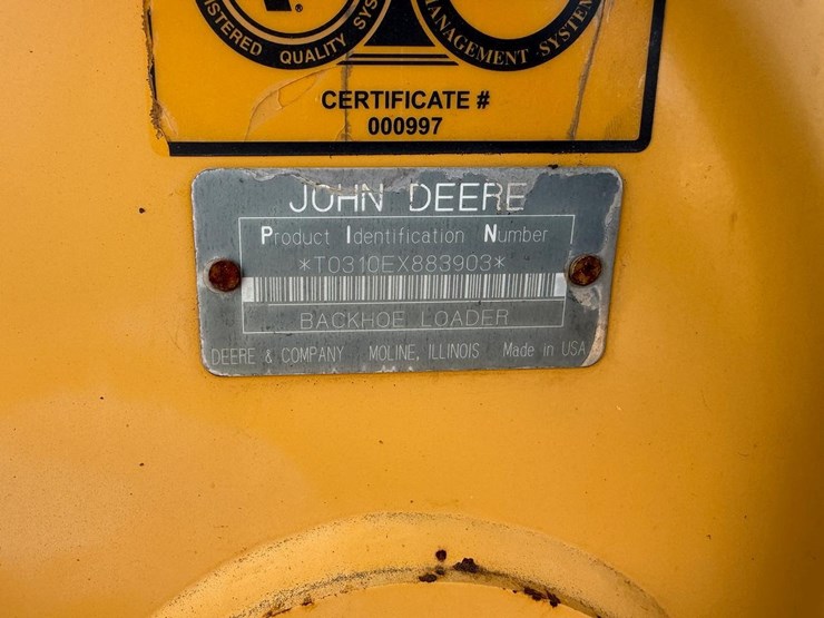 2024-deere-310e-image-31