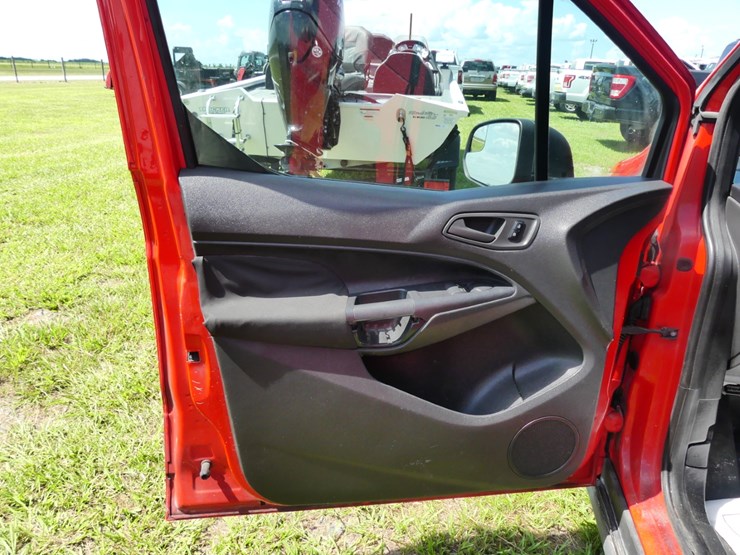 2014-ford-transit-connect-image-17