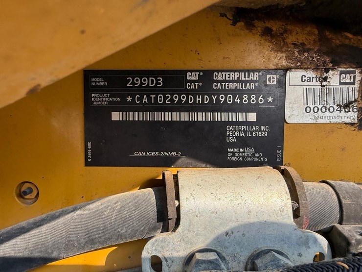 2021-caterpillar-299d3-image-29