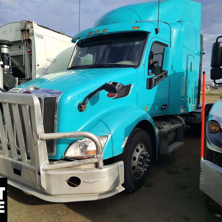 2020 PETERBILT 579