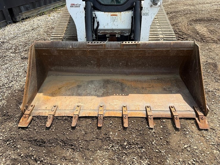 2021-bobcat-t770-image-9