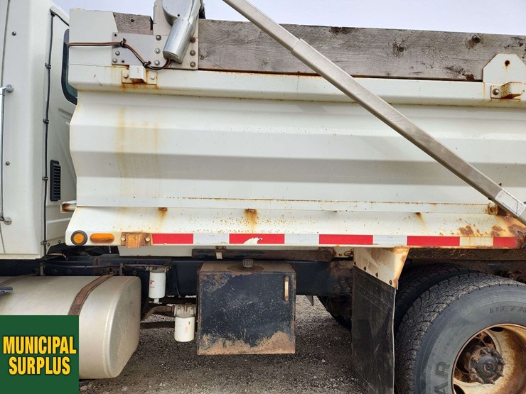 2015-international-workstar-7400-image-57