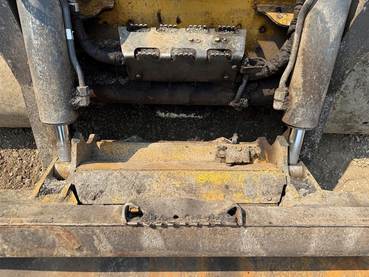 2019-deere-333g-image-10