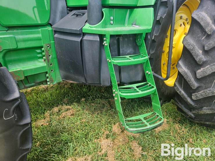 2006-john-deere-8330-image-14