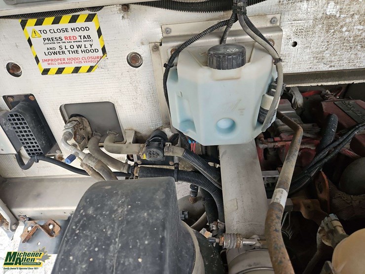 2016-freightliner-mt45-image-43