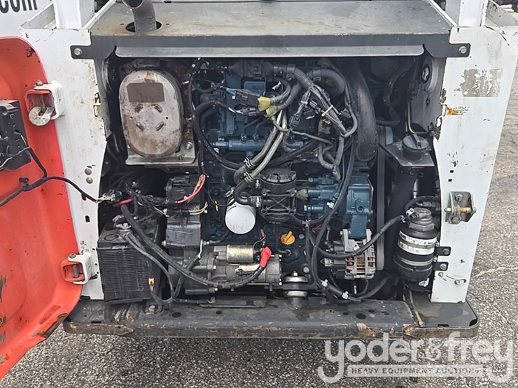 2015-bobcat-s770-image-20
